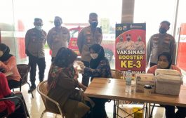 Libur Imlek, Polisi Masifkan Himbauan Prokes dan Vaksin ke Pengunjung Mal Sidoarjo
