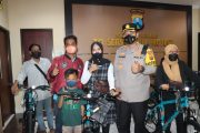 Hadiah Umroh dan Sepeda MTB Gebyar Vaksinasi Ramadan Sidoarjo Diserahkan ke Pemenang