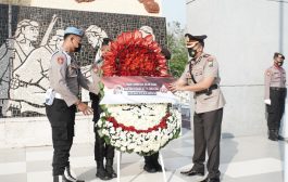 Jelang Hari Bhayangkara ke-76, Polresta Sidoarjo Ziarah dan Tabur Bunga di Makam Pahlawan